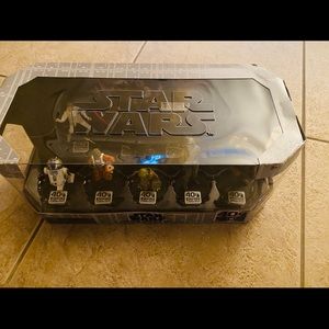 Brand new star Wars deluxe figurine set